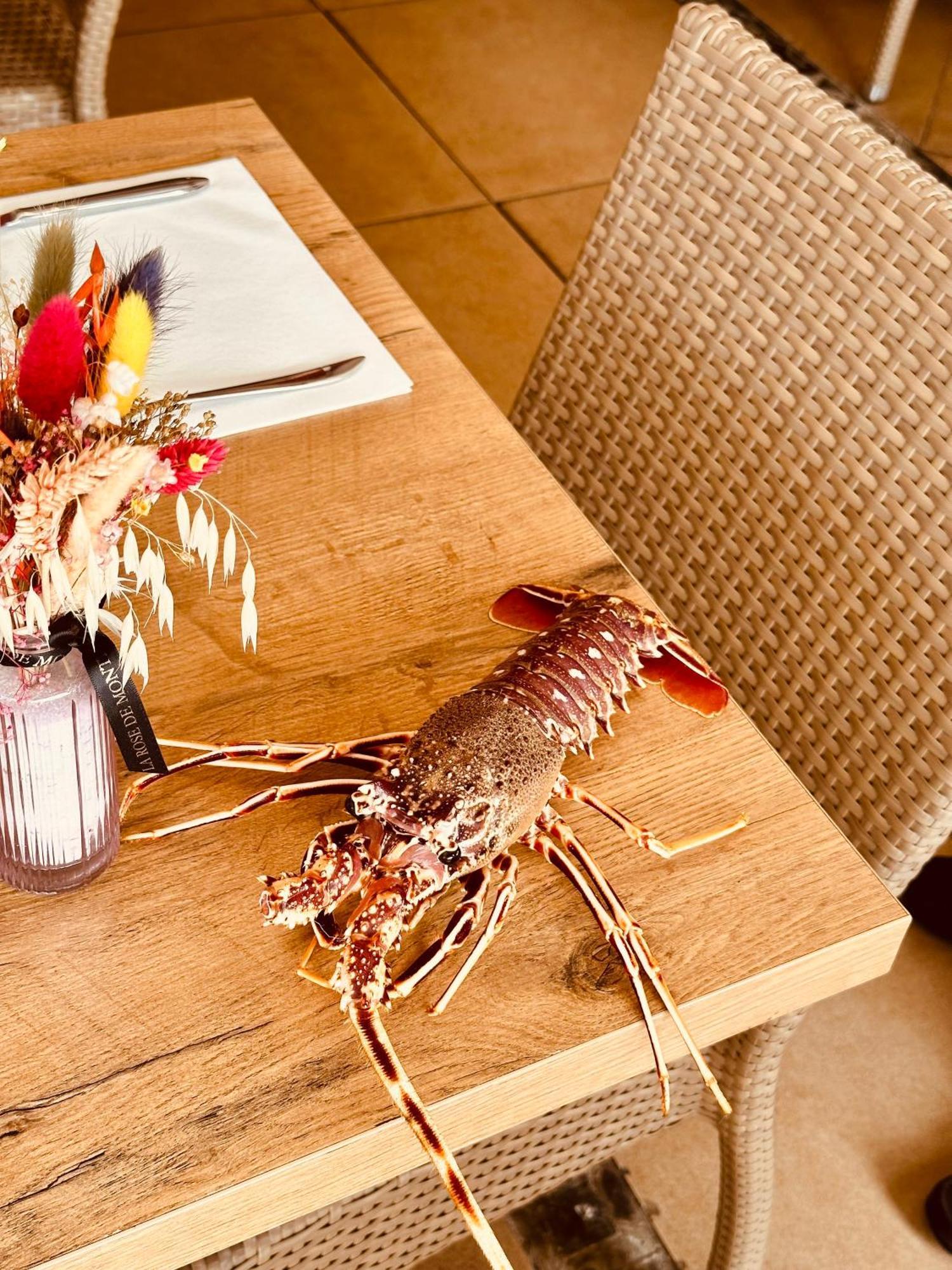Hotel Restaurant L'Europe 圣弗洛朗 外观 照片